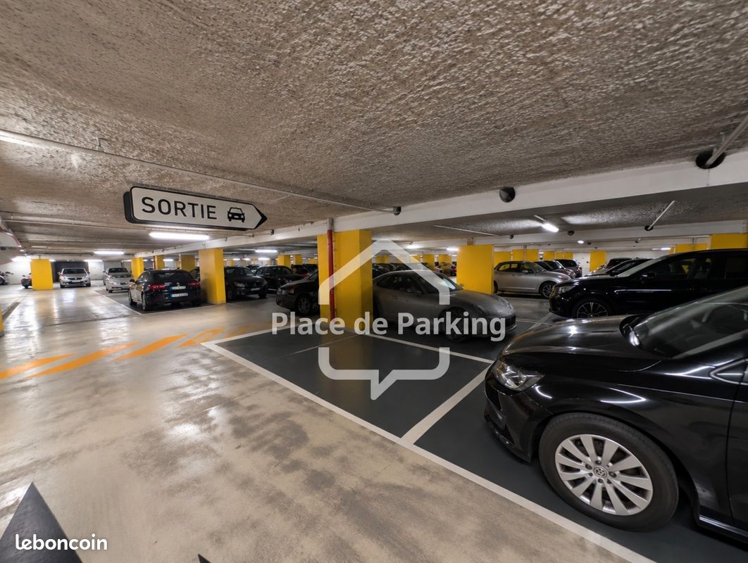 Parking 11 m² · à Bordeaux · 11 m² · 33 400 €