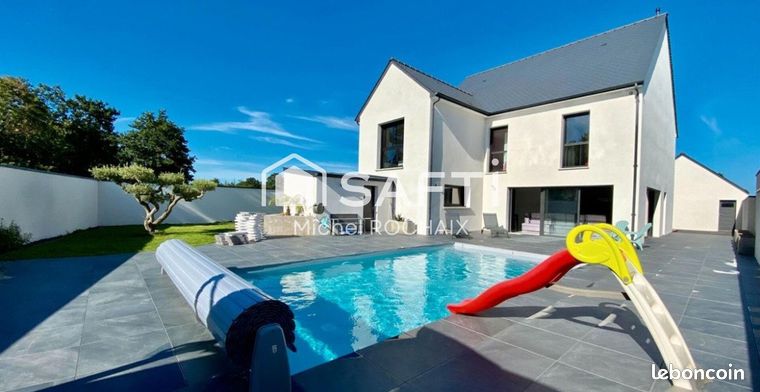 Maison 9 pièces 216 m²