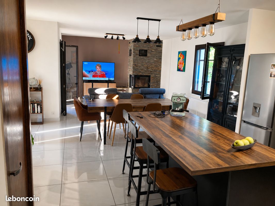 Maison 5 pièces 100 m² · à Espondeilhan · 100 m² · 329 000 €