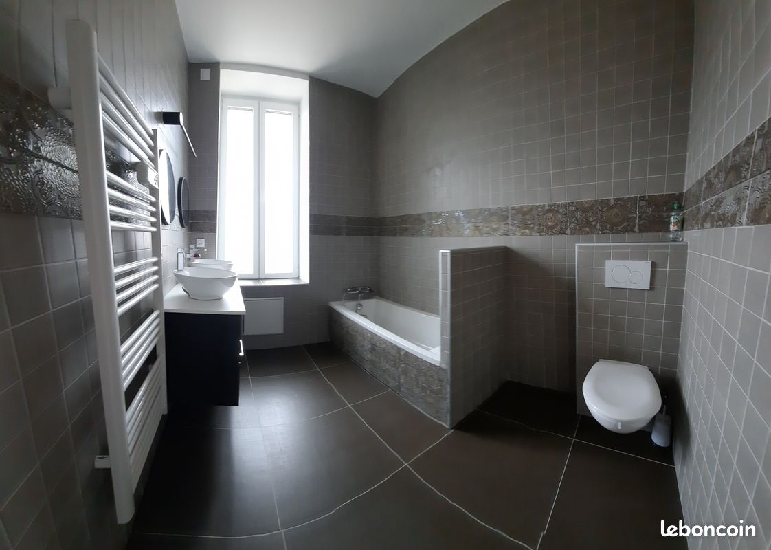 Appartement 3 pièces 46 m² · à Villeurbanne · 46 m² · 1 030 €