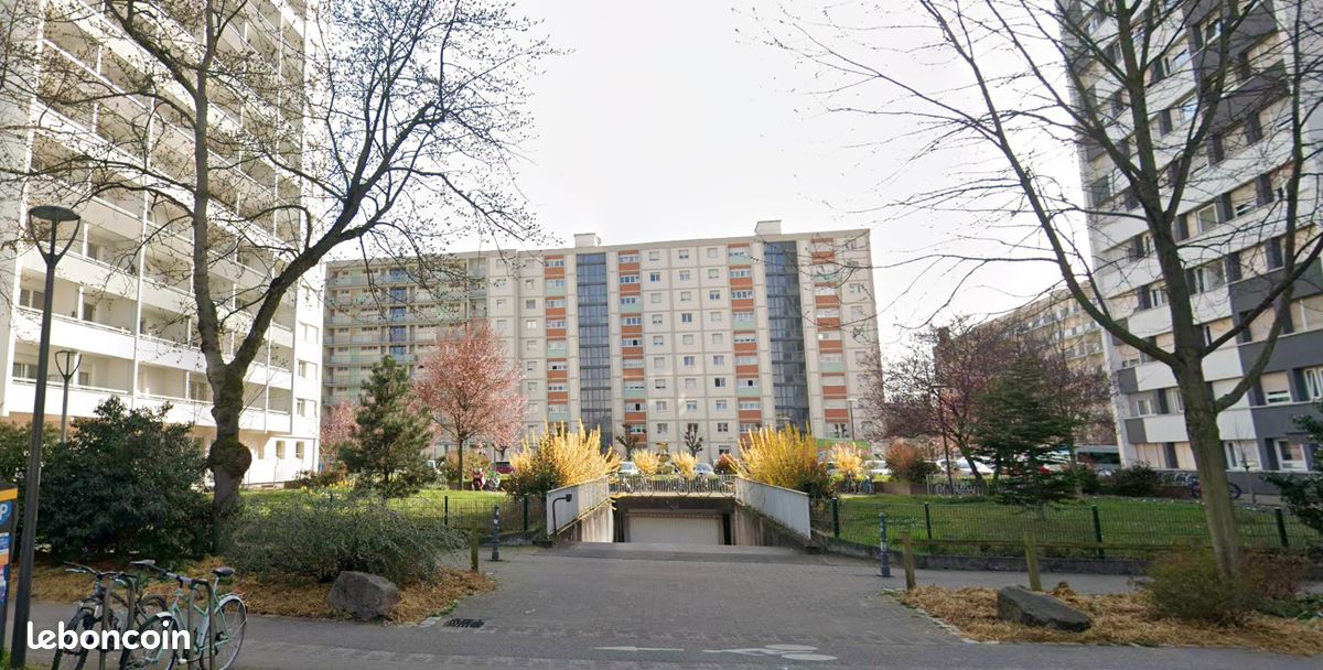 Garage/box Strasbourg · 86 €/mois