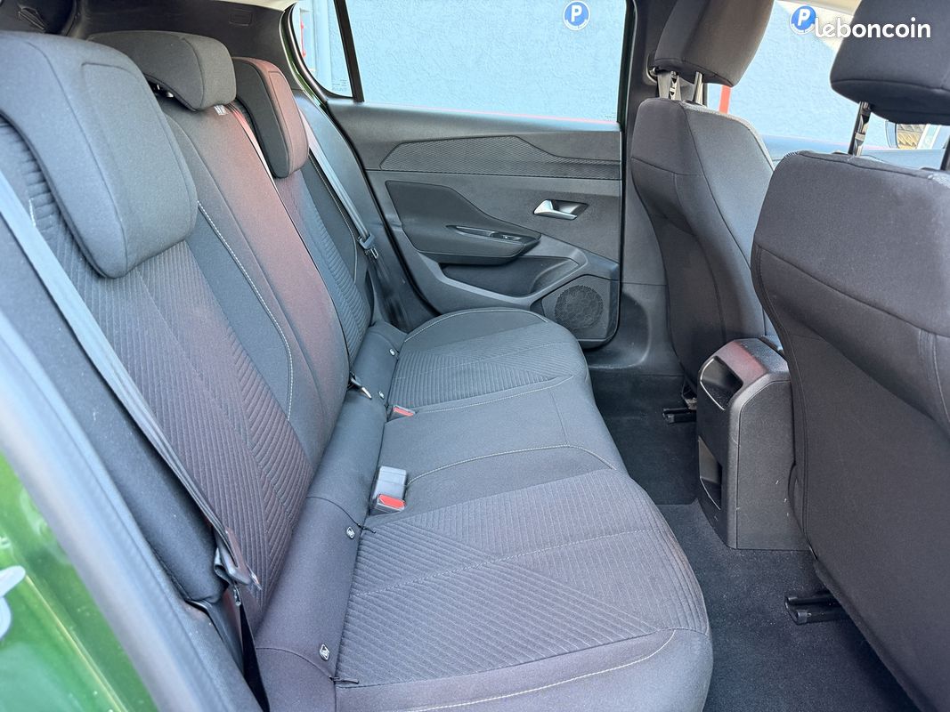 Peugeot 308 1.5 BLUEHDI 130CH S&S ACTIVE PACK EAT8 (image 11)