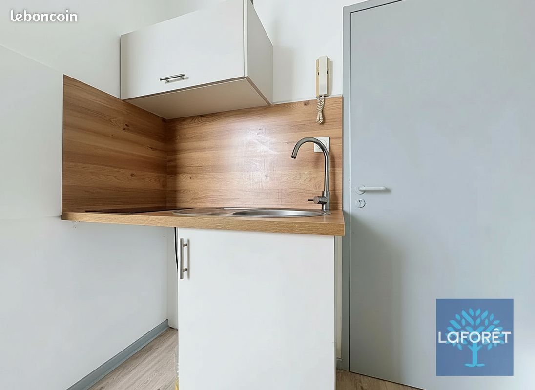 Appartement 1 pièce 15 m² · à La Roche-sur-Yon · 15 m² · 370 €/mois