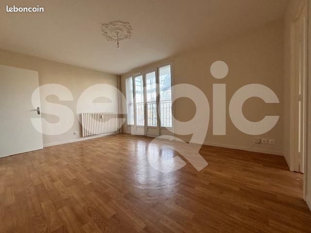 Appartement 3 pièces 65 m² · à Compiègne · 65 m² · 790 €