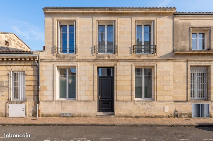 Maison 7 pièces 300 m² — 16