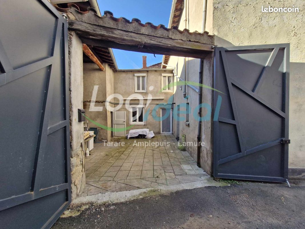 Maison 5 pièces 120 m² · à Chirassimont · 120 m² · 110 000 €