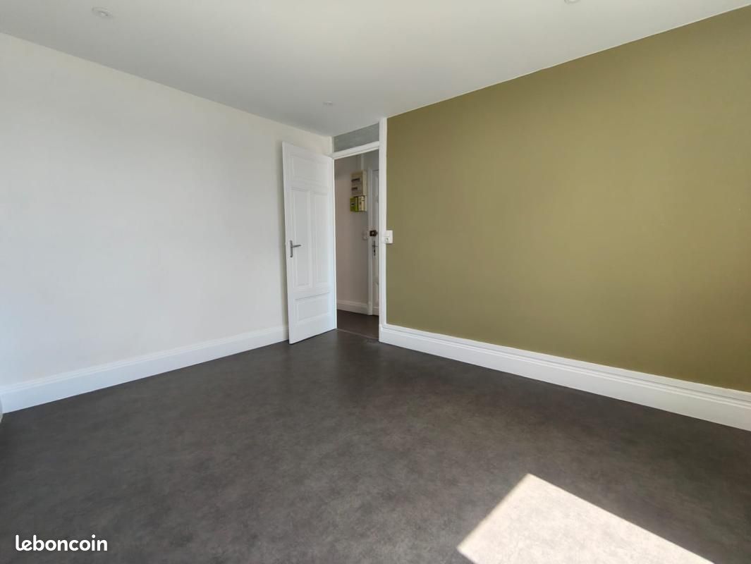 Appartement 2 pièces 41 m² · à Vandoeuvre-lès-Nancy · 41 m² · 520 €