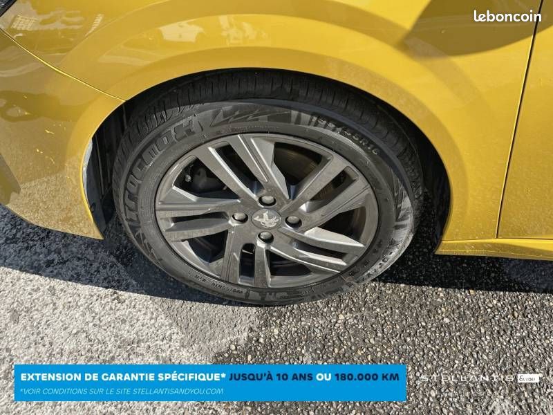 Peugeot 208 PureTech 100 S&S BVM6 Style (image 16)