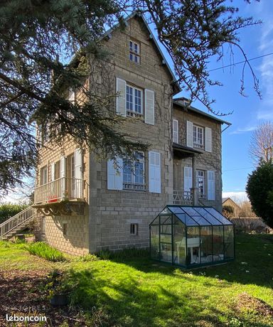 Maison 8 pièces 143 m²
