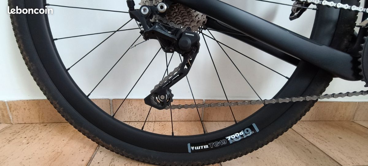 Gravel SAVA Gelaro S4/S6 cadre carbone transmission Shimano GRX 400 (image 3)