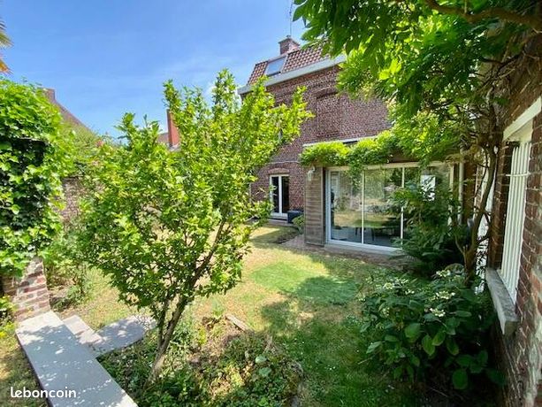 Maison 8 pièces 185 m²