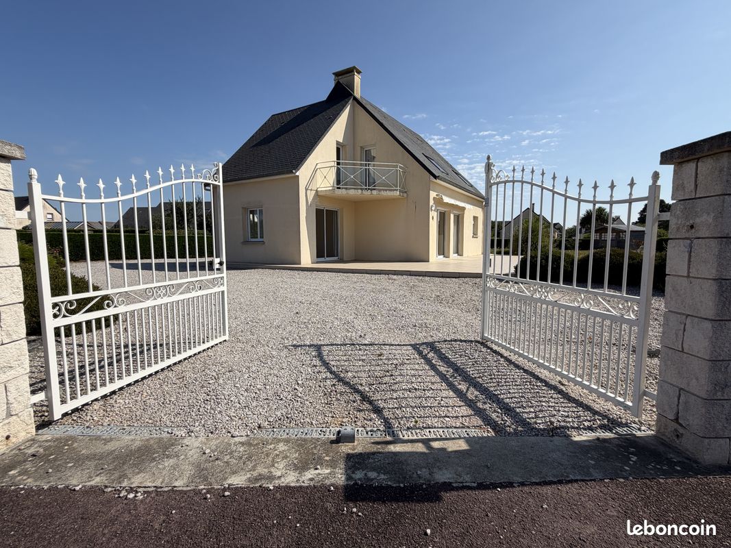 Maison 6 pièces 127 m² · à Sainte-Mère-Église · 127 m² · 265 000 €