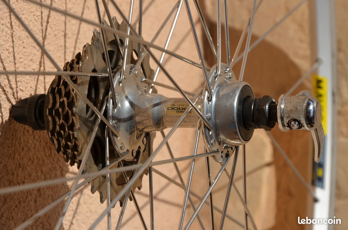 Roue Arrière MAVIC 192NE, Première Monte, Pneu Inclus, Moyeu Campagnolo Pour Cassette 8 Vitesses