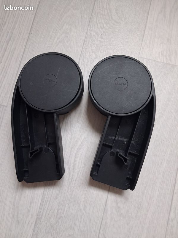 Adaptateur poussette (image 1)