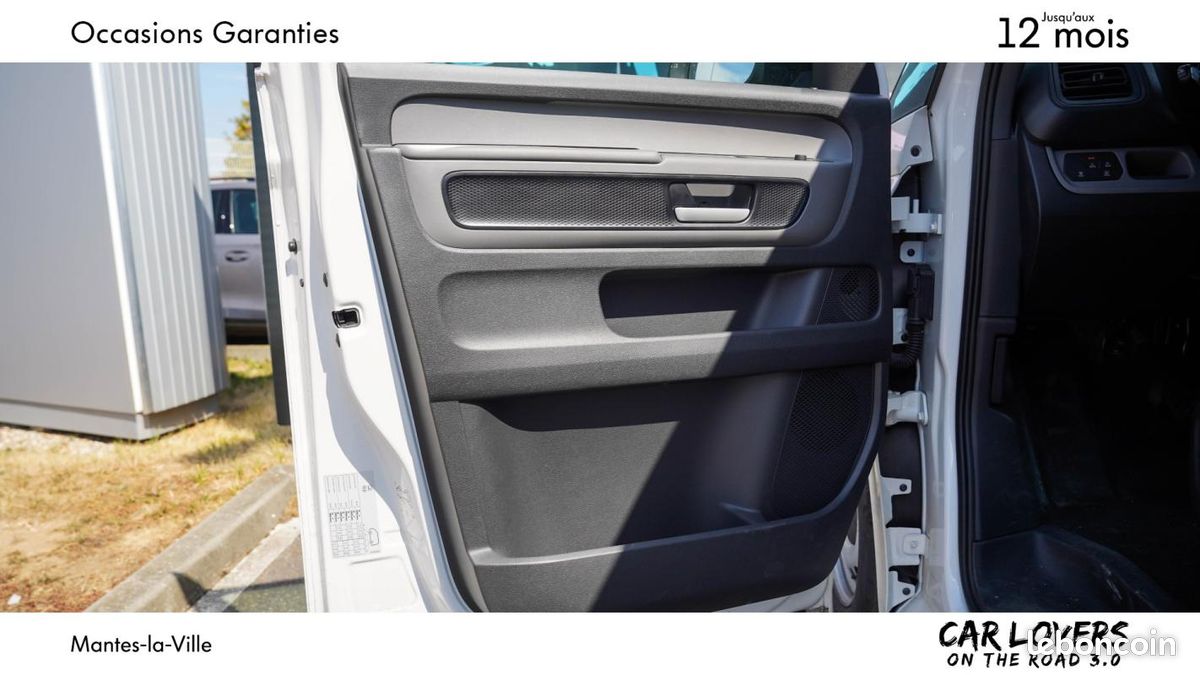 Volkswagen ID. BUZZ CARGO 204 CH (image 16)