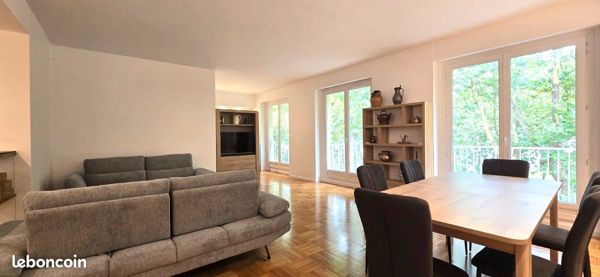 Appartement 4 pièces 110 m² · à Versailles · 110 m² · 2 910 €/mois