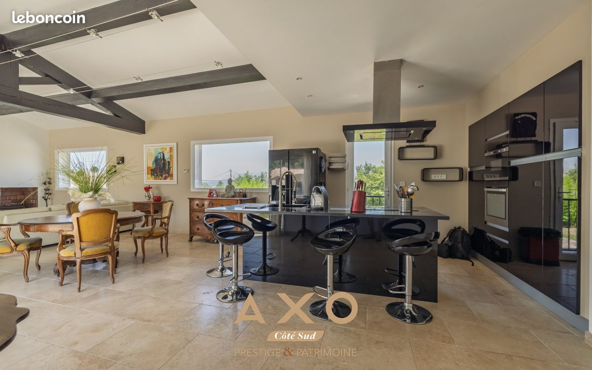 Maison 8 pièces 220 m² (image 6)