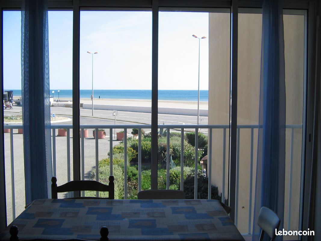En front de mer location appartement (image 1)