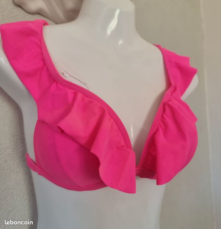 Haut de maillot avec volants taille L (image 1)