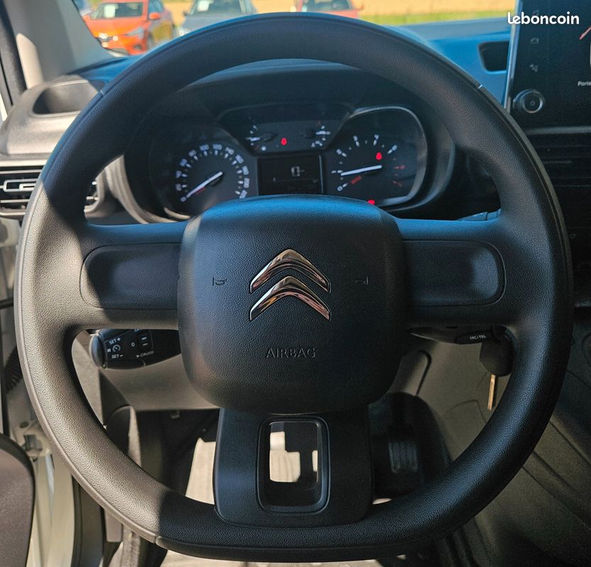 CITROEN BERLINGO VU GENERATION-III FOURGON 1.5 BLUEHDI 100 1000KG M L1 CLUB START-STOp (image 11)