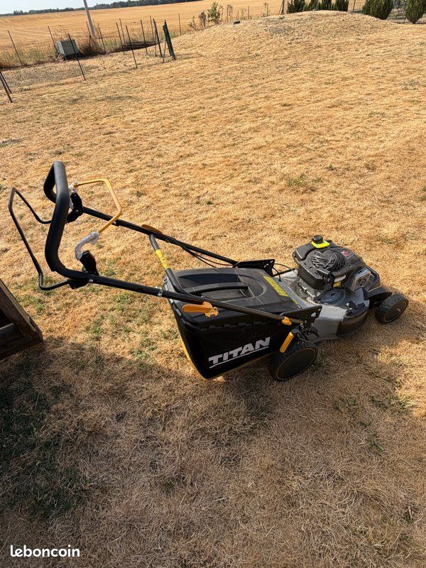 Tondeuse 140cm3 mulching Thermique Titan (image 1)