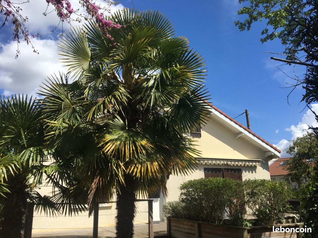 Maison 7 pièces 123 m² · à Houilles · 123 m² · 2 435 €