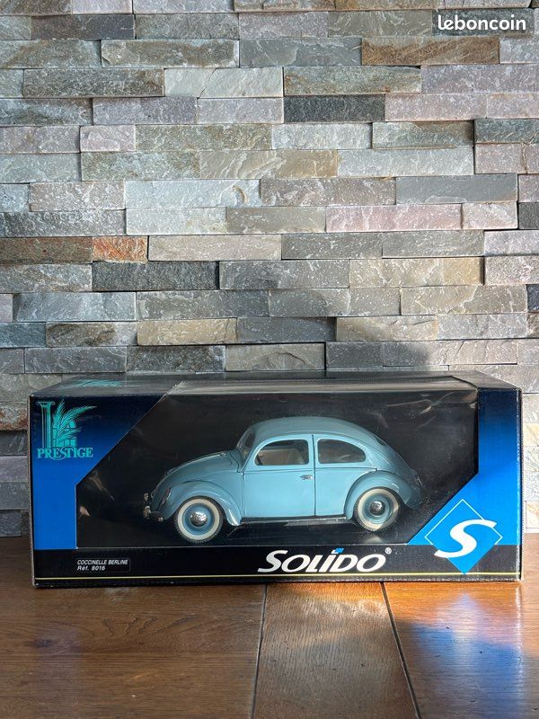 MINICHAMPS Volkswagen Coccinelle 1/43 Grise – Miniature Métal – Occasion (boîte Abîmée)