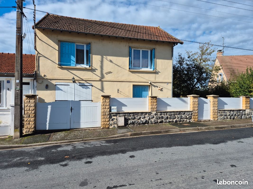 Maison 5 pièces 95 m² · à Montluçon · 95 m² · 130 000 €