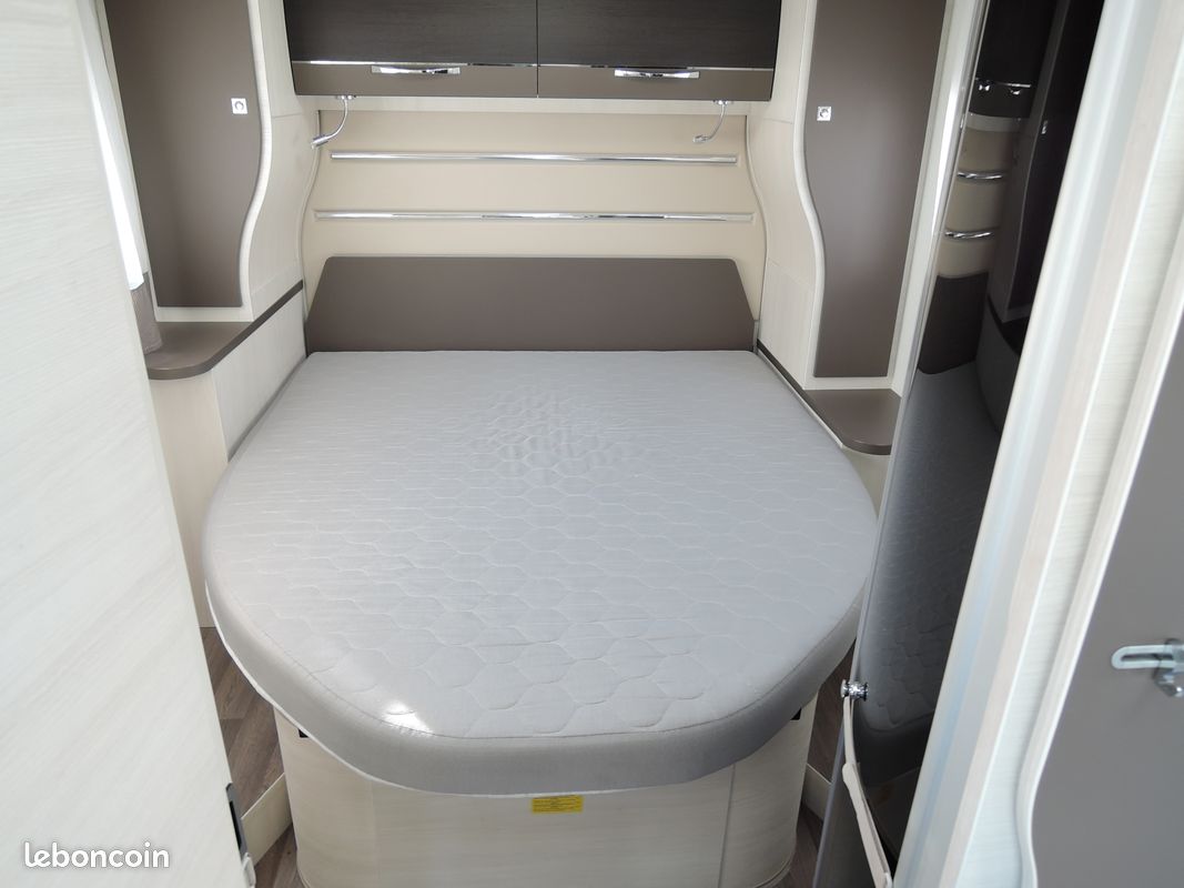 Camping car Profilé Challenger 288 EB QUARTZ lit central - lit pavillon (image 4)