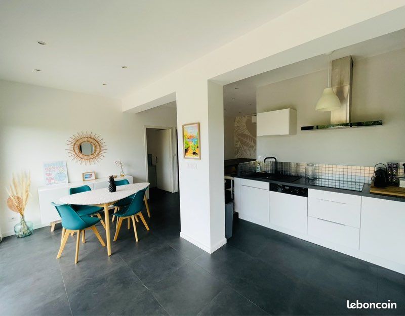 Maison 3 pièces 65 m² · à Six-Fours-les-Plages · 65 m² · 950 €/mois