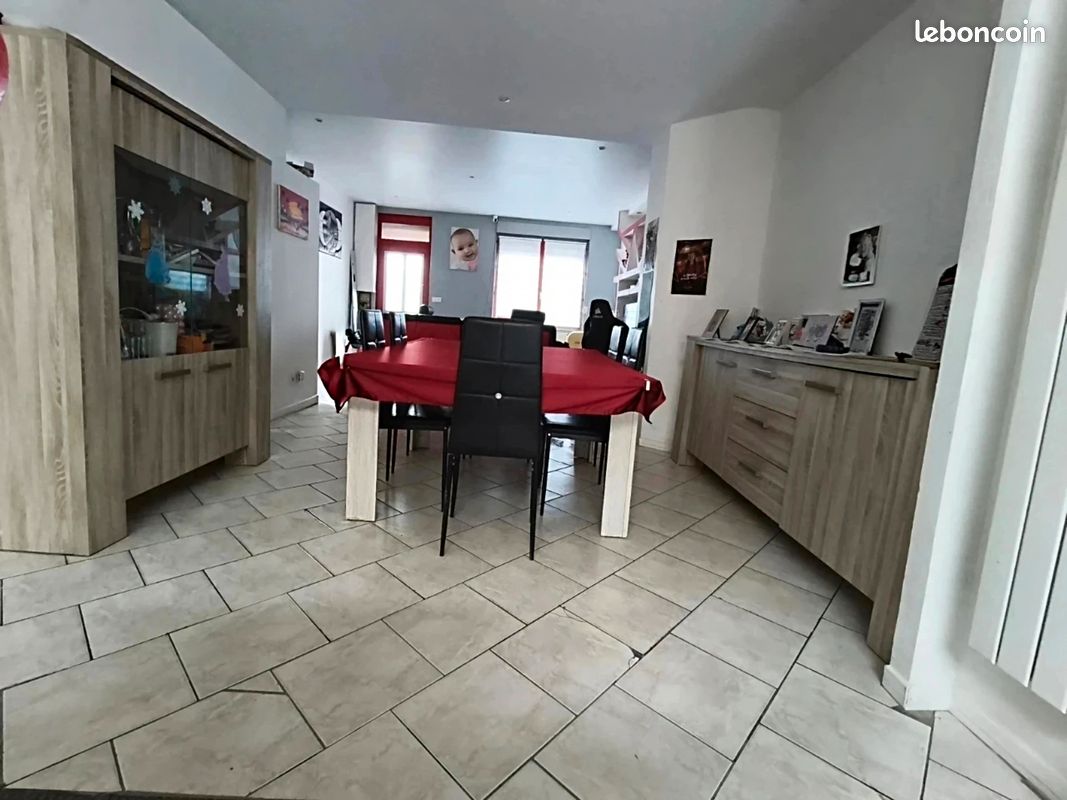 Maison 5 pièces 125 m² · à Fenain · 125 m² · 150 000 €