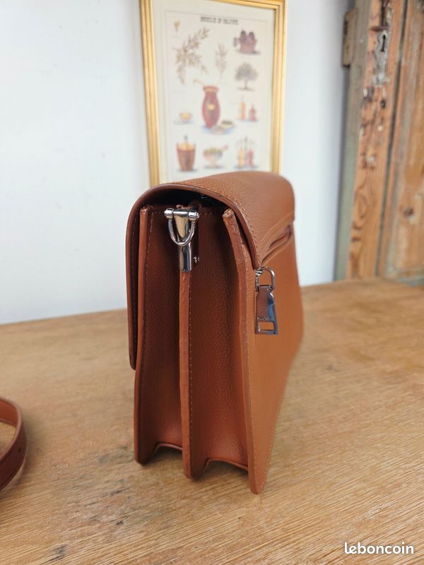 Sac à main façon cartable cuir marron cognac, marque Fuchsia, bon état (image 5)