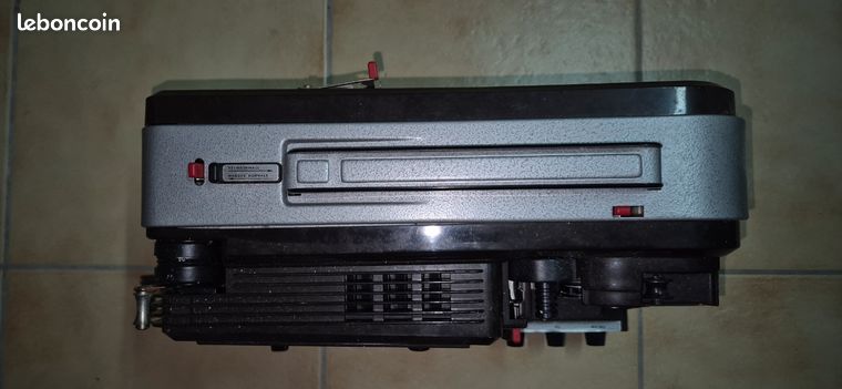 PROJECTEUR DE FILM SUPER 8 HEURTIER P842 FONCTIONNE | UK PROJECTEUR DE FILM SUPER 8 HEURTIER P842 FONCTIONNE | UK