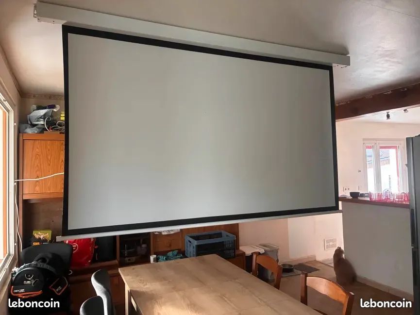 Ecran de projection blanc 87" (image 1)