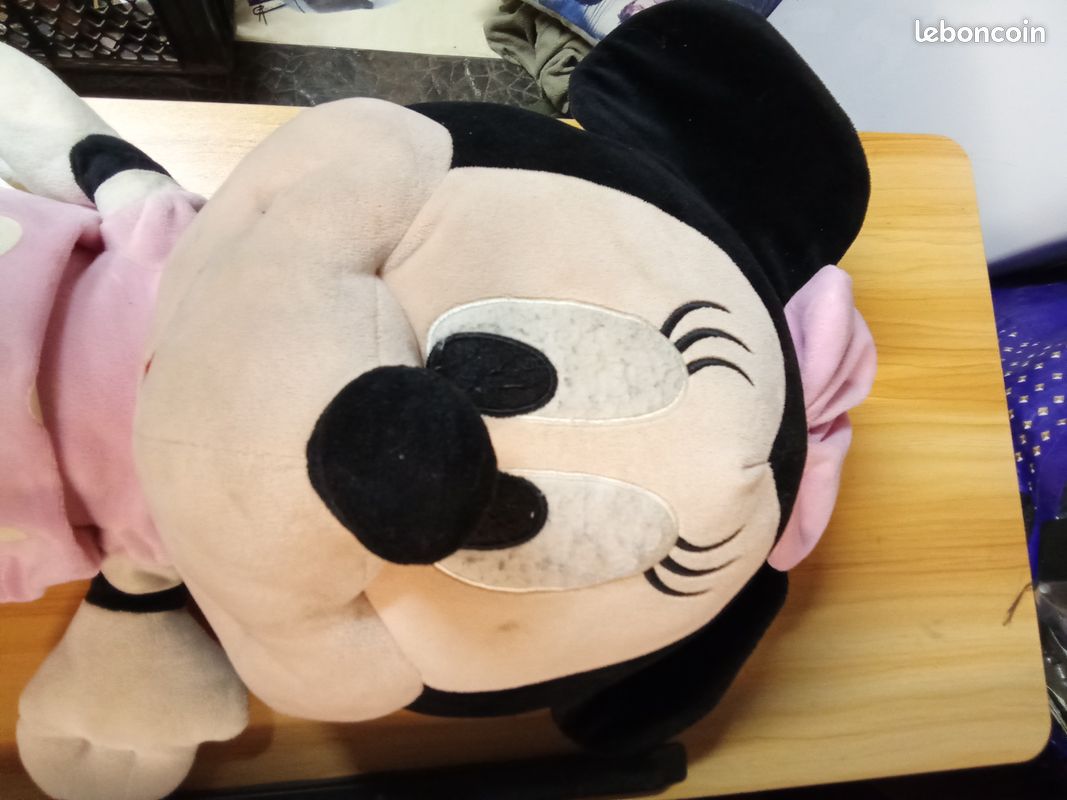 Vend Peluche Disney Minnie H 60 CM (image 2)