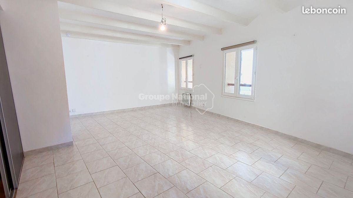 Appartement 1 pièce 35 m² · à Pont-Saint-Esprit · 35 m² · 305 €/mois