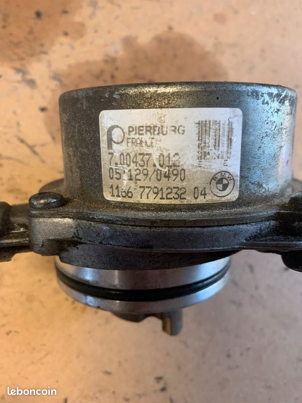 Pompe à vide BMW 320 (image 3)