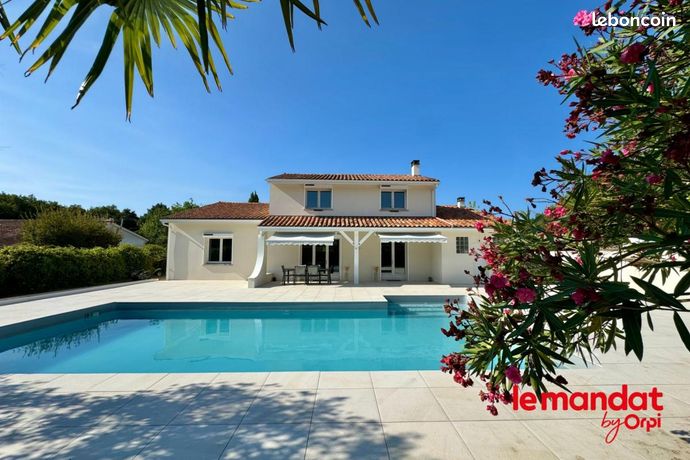 Maison 7 pièces 180 m²