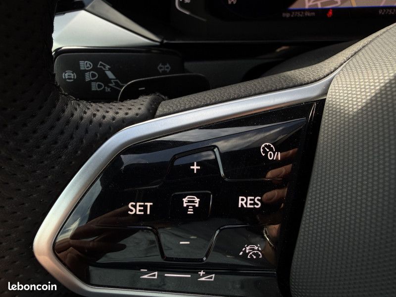 Volkswagen ARTEON SHOOTINGBRAKE 2.0 TDI EVO 150CH R-LINE DSG7 (image 26)
