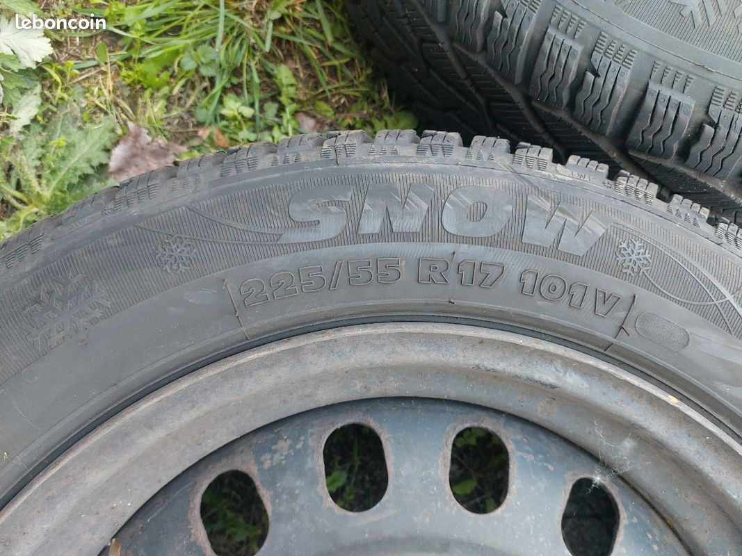 Roues en 225 55 r17 (image 2)