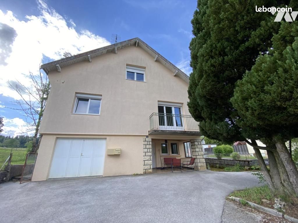 Maison 6 pièces 130 m² · à Dommartin · 130 m² · 320 000 €