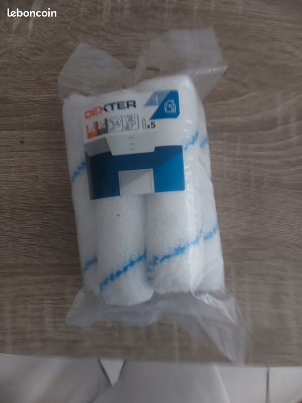Vend paquet de petit rouleau de peinture (image 1)
