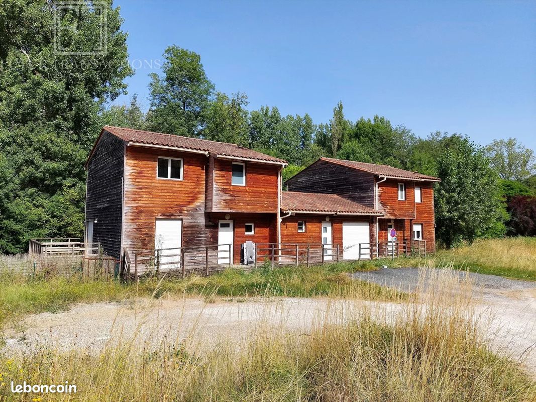 Maison 9 pièces 192 m² · à Château-l'Évêque · 192 m² · 201 900 €