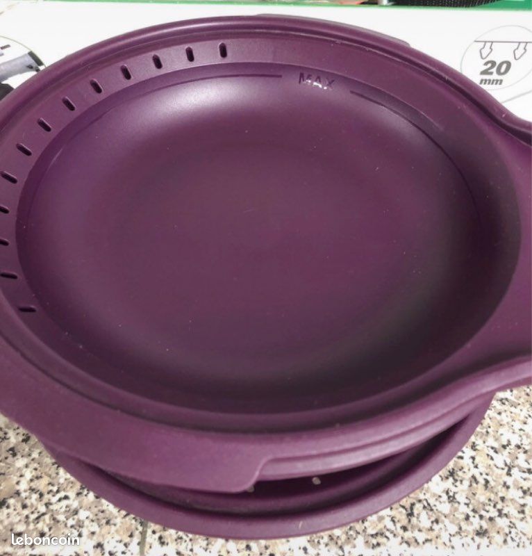Micro Vap Tupperware violet des 50 ans - Arts de la table Micro Vap Tupperware violet des 50 ans - Arts de la table