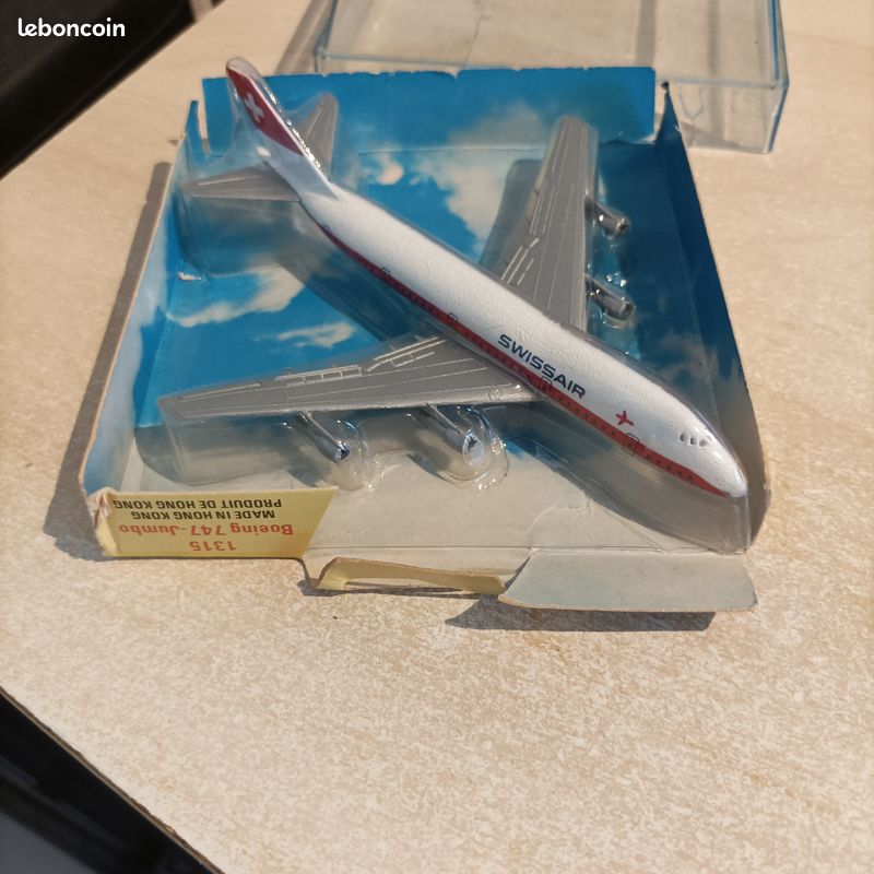 Corgi: Boeing 747 jumbo (image 3)