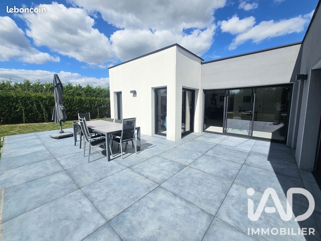 Maison 6 pièces 162 m² · à Saint-Méen-le-Grand · 162 m² · 425 000 €