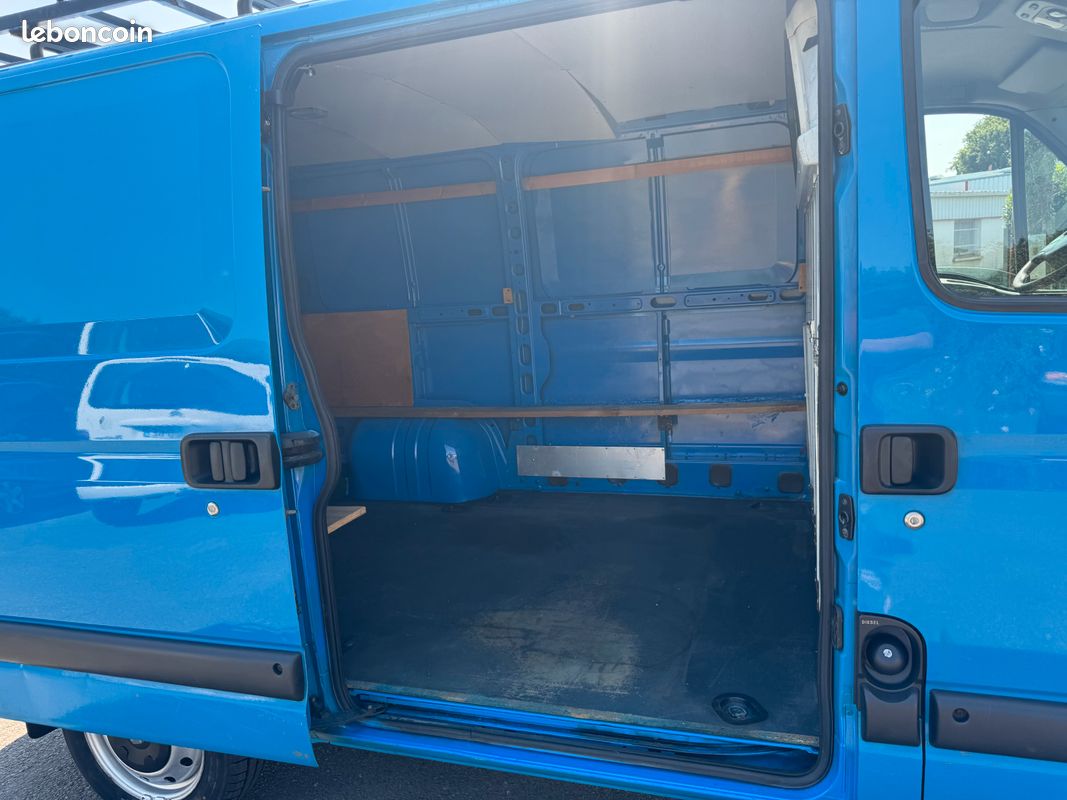 Renault master 2.2 dci 90 cv (image 6)