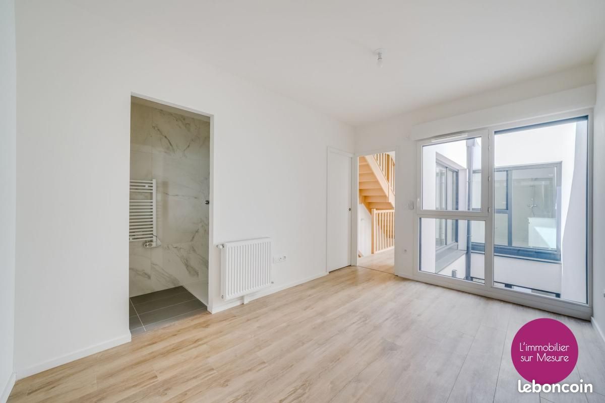 Appartement 4 pièces 90 m² · à Romainville · 90 m² · 677 000 €