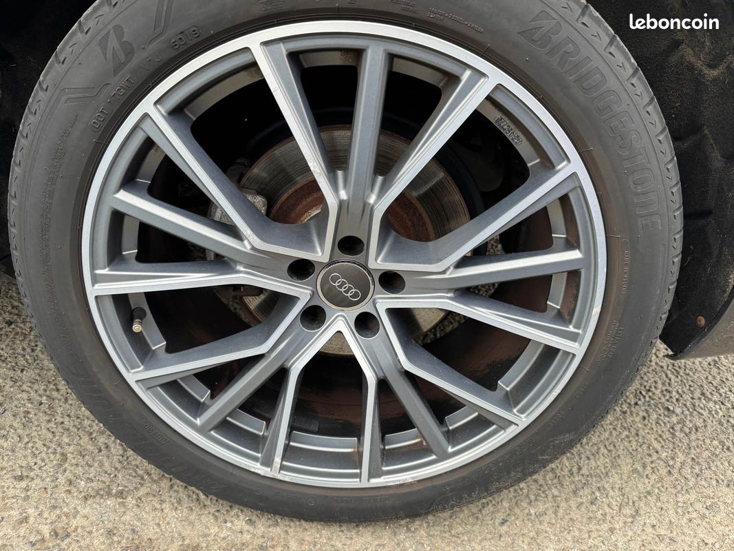 Audi q7 (image 17)