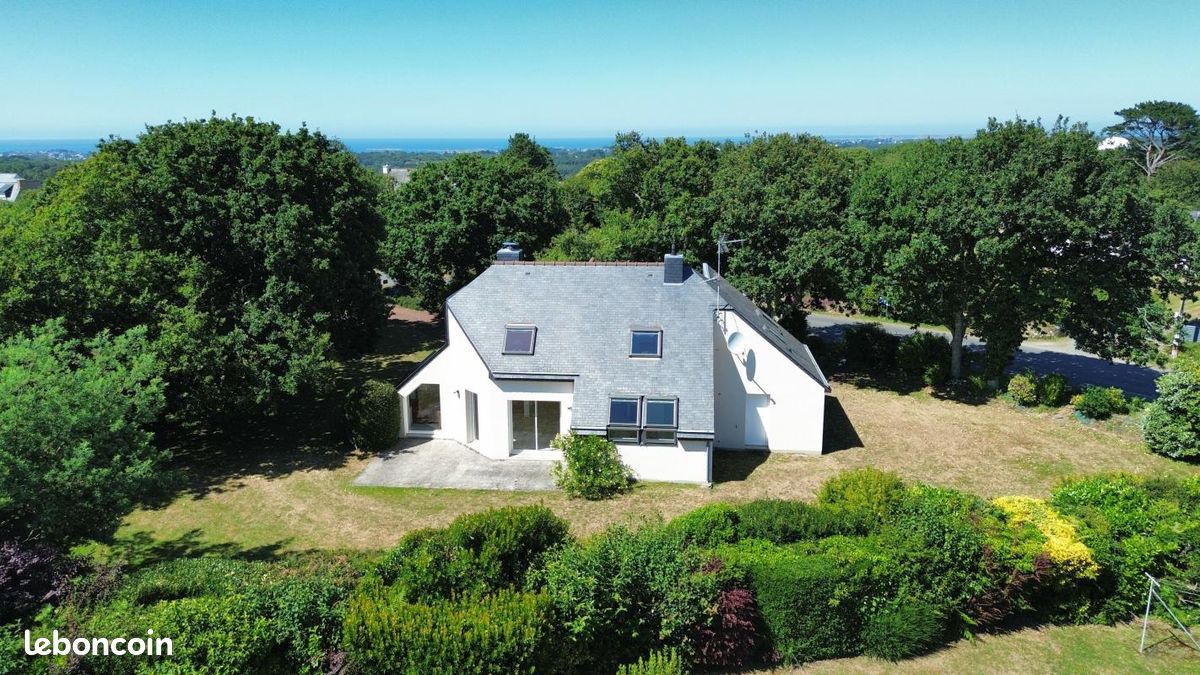 Maison 5 pièces 144 m² · à Trébeurden · 144 m² · 372 750 €